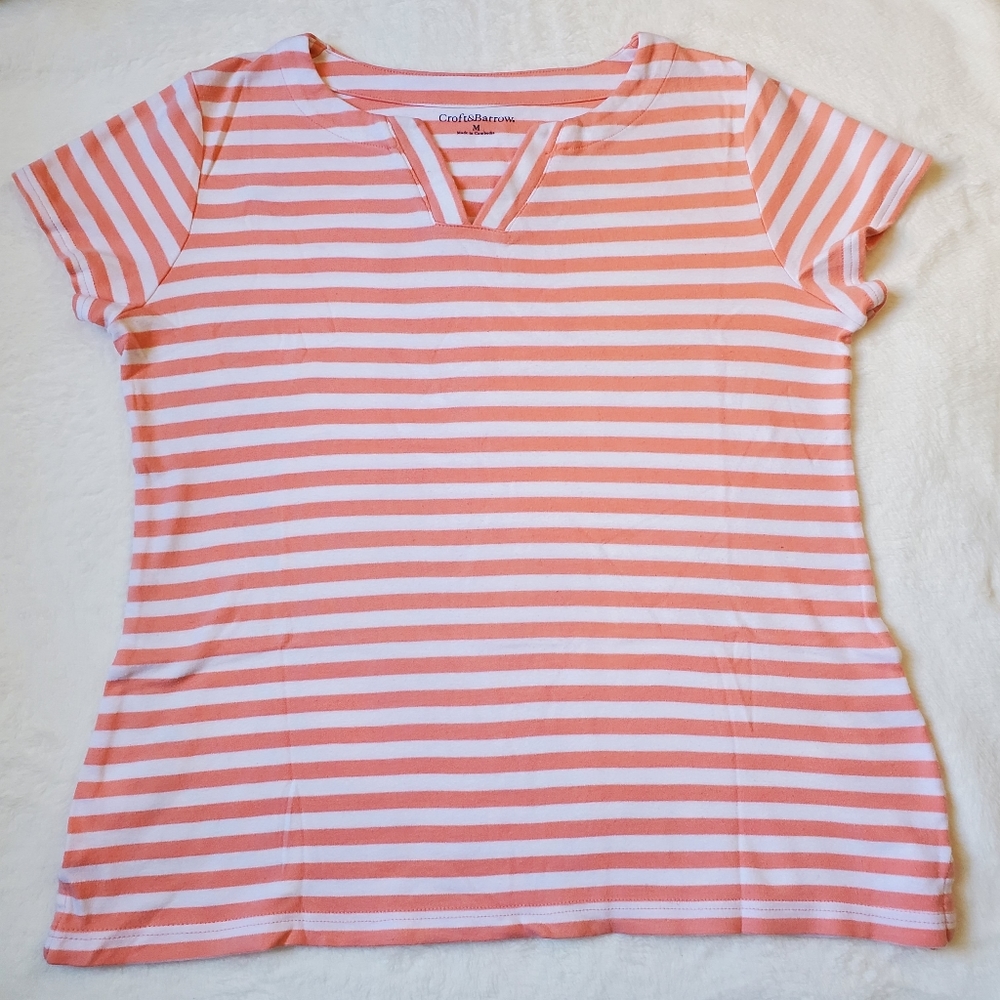 Croft and Barrow Women's M short sleeve tops